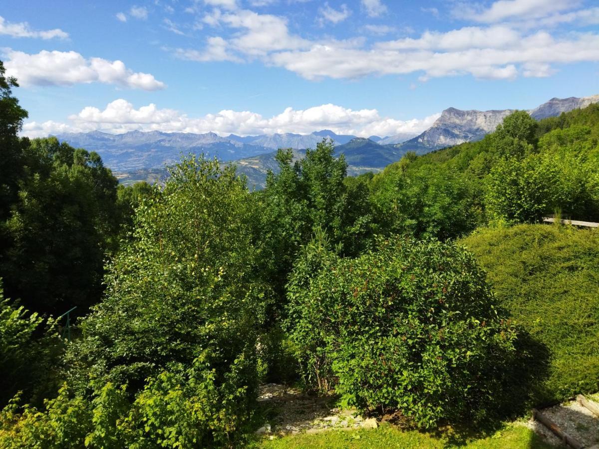 Gites Chalet Grand Cerf Montclar-Ubaye Exteriör bild
